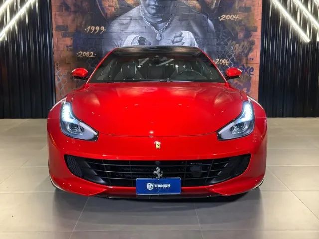 Ferrari GTC4 LUSSO 6.3 V12 690cv, foto 3 de 13