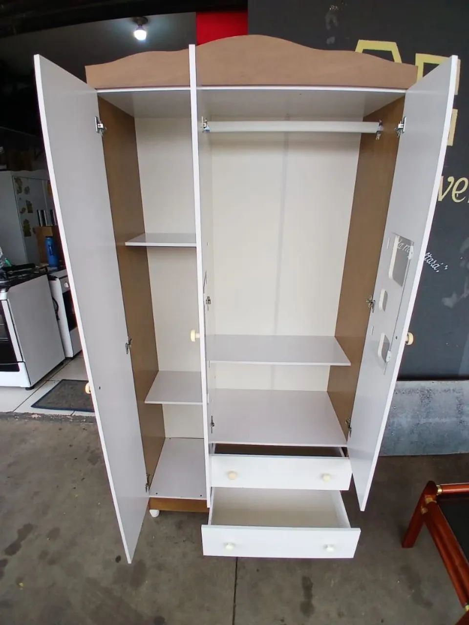 Guarda roupa infantil seminovo conservado  - Foto 4