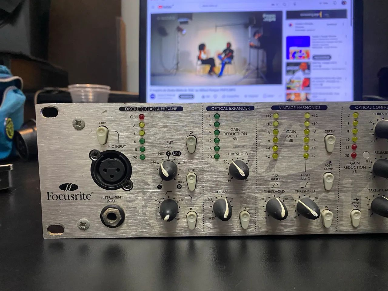 Focusrite Platinum VoiceMaster Pro - Pré + Compressor Analógico