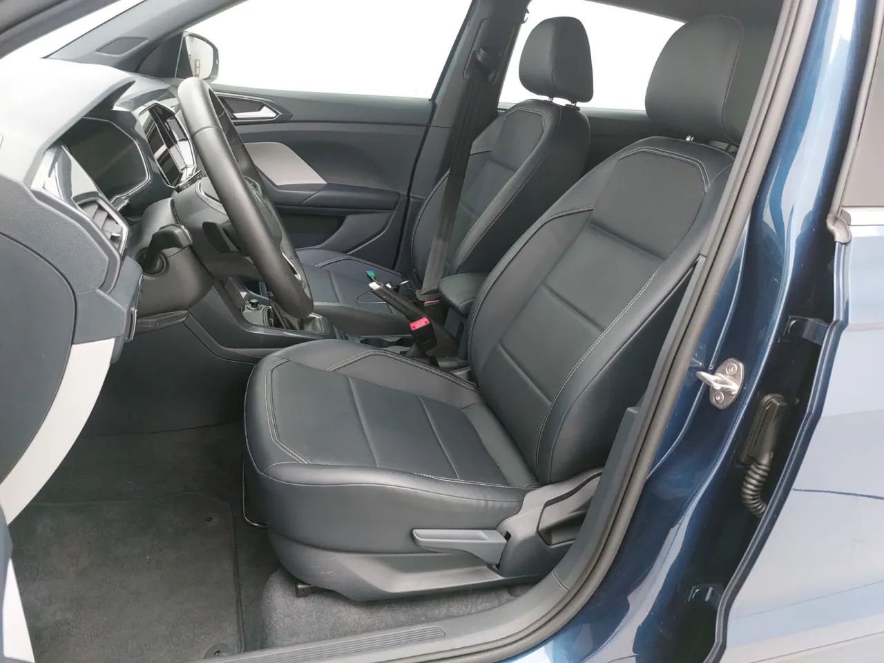 Volkswagen T-Cross Highline 1.4 TSI Flex 16V 5P AUT, foto 16 de 18