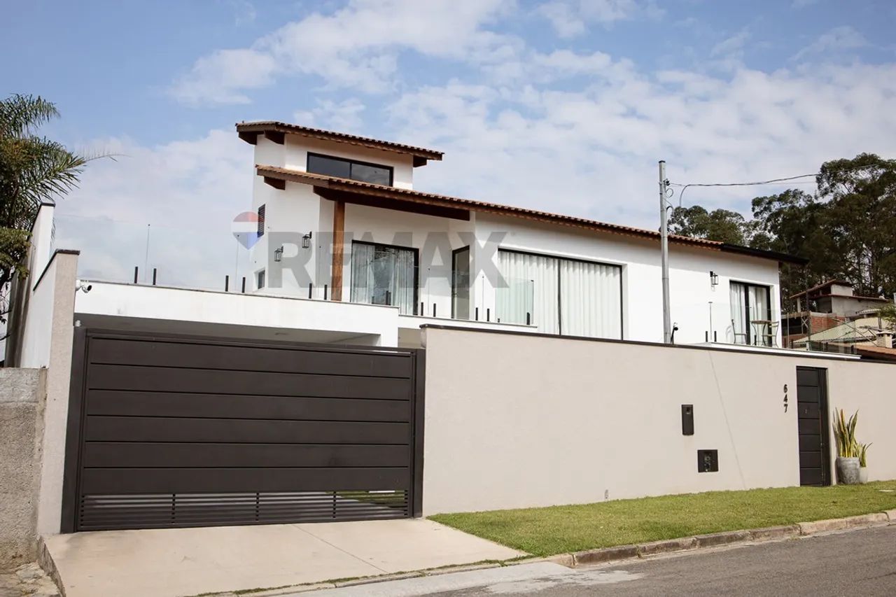 Sua Casa dos Sonhos na Chácara Jaraguá!