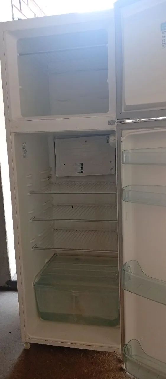 Vendo geladeira  - Foto 4