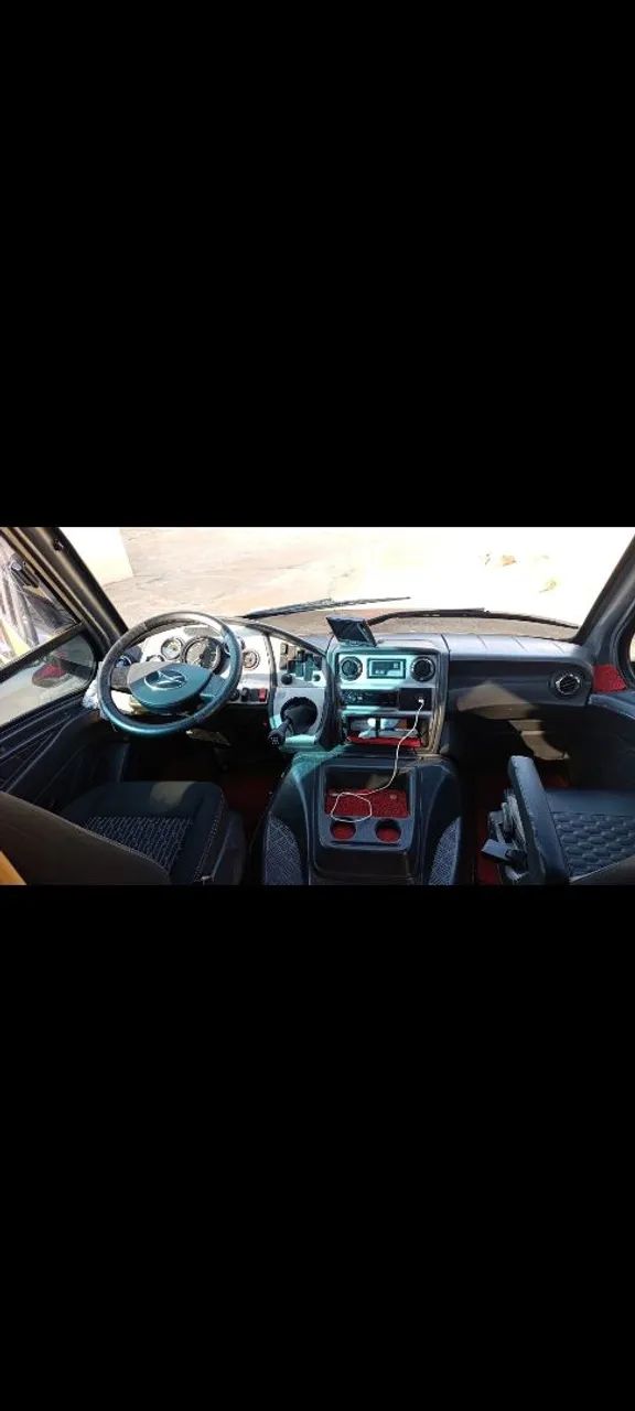Micro-ônibus V6 20 lugares executivo - Foto 4