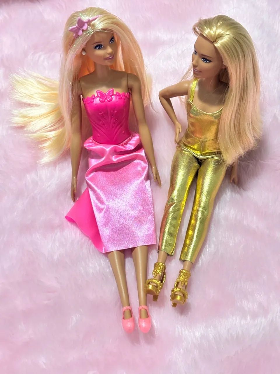 Lote com duas Barbies