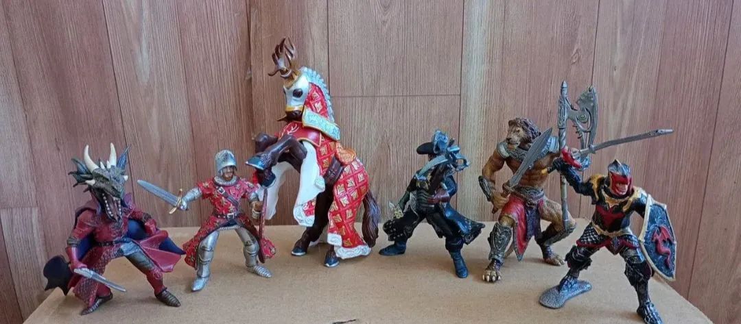 Lote personagens medieval 