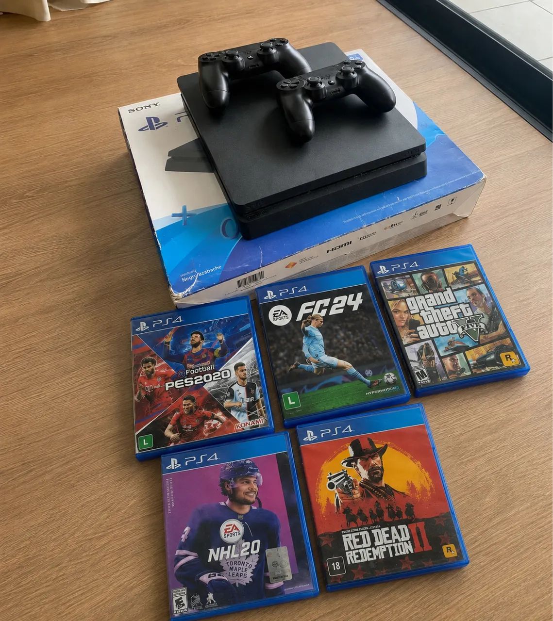 Ps4 Slim 1Tb +5 Jogos