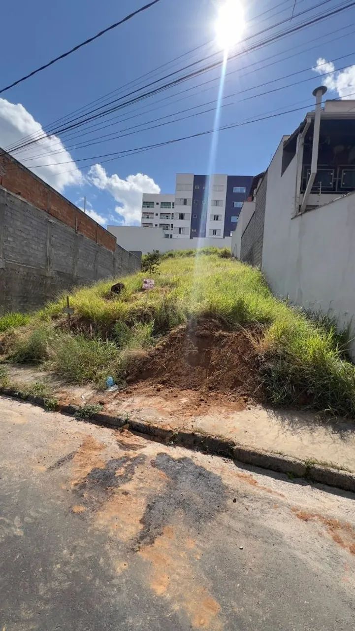 Terreno a venda na Vila Pinto 