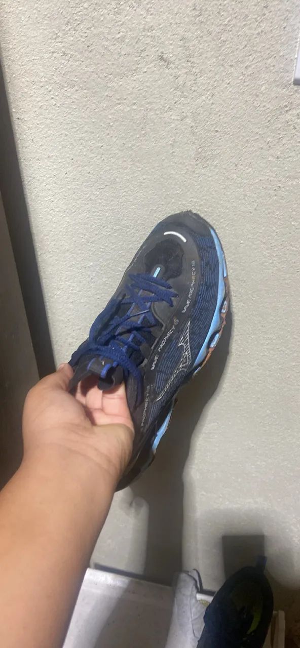 Vendo teus mizuno usado pouca vezes  - Foto 2