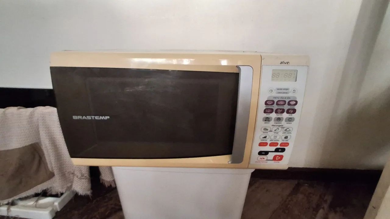 Micro Ondas 30L Brastemp