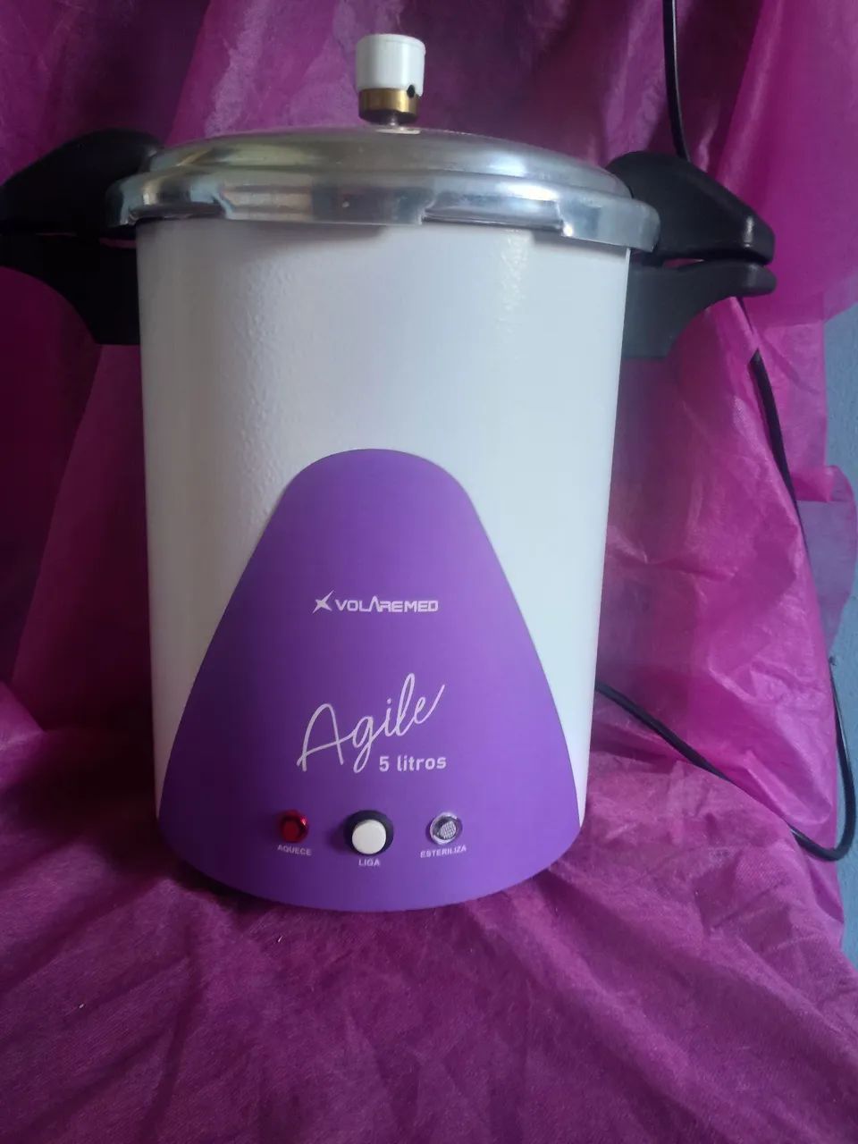 Autoclave de esterilização de alicates, piercings etc.