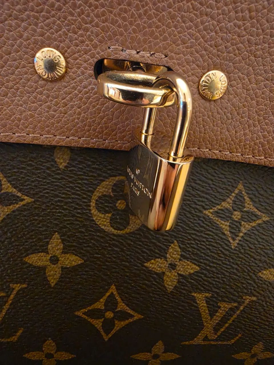 Bolsa Louis Vuitton Venus - original e impecavel - Foto 5