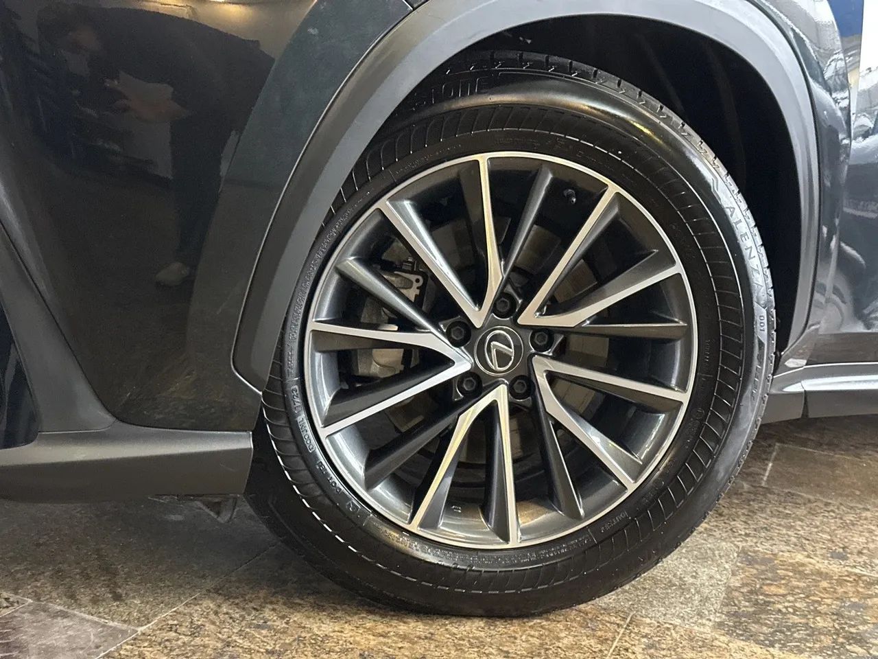 Lexus NX-350h NX-350H, foto 2 de 20