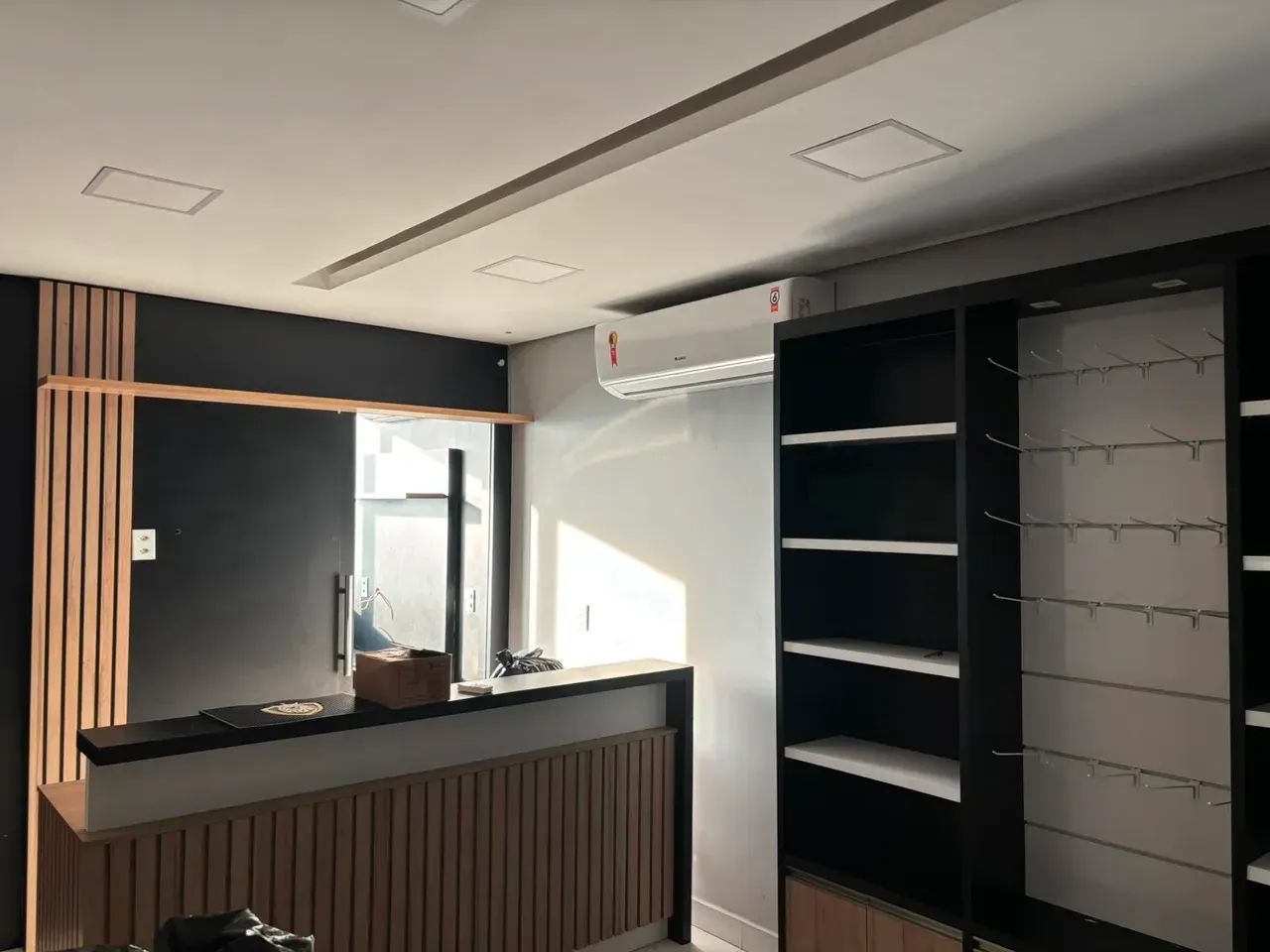 Sala Comercial 32m² no Centro Empresarial Shopping da Ilha - Foto 3