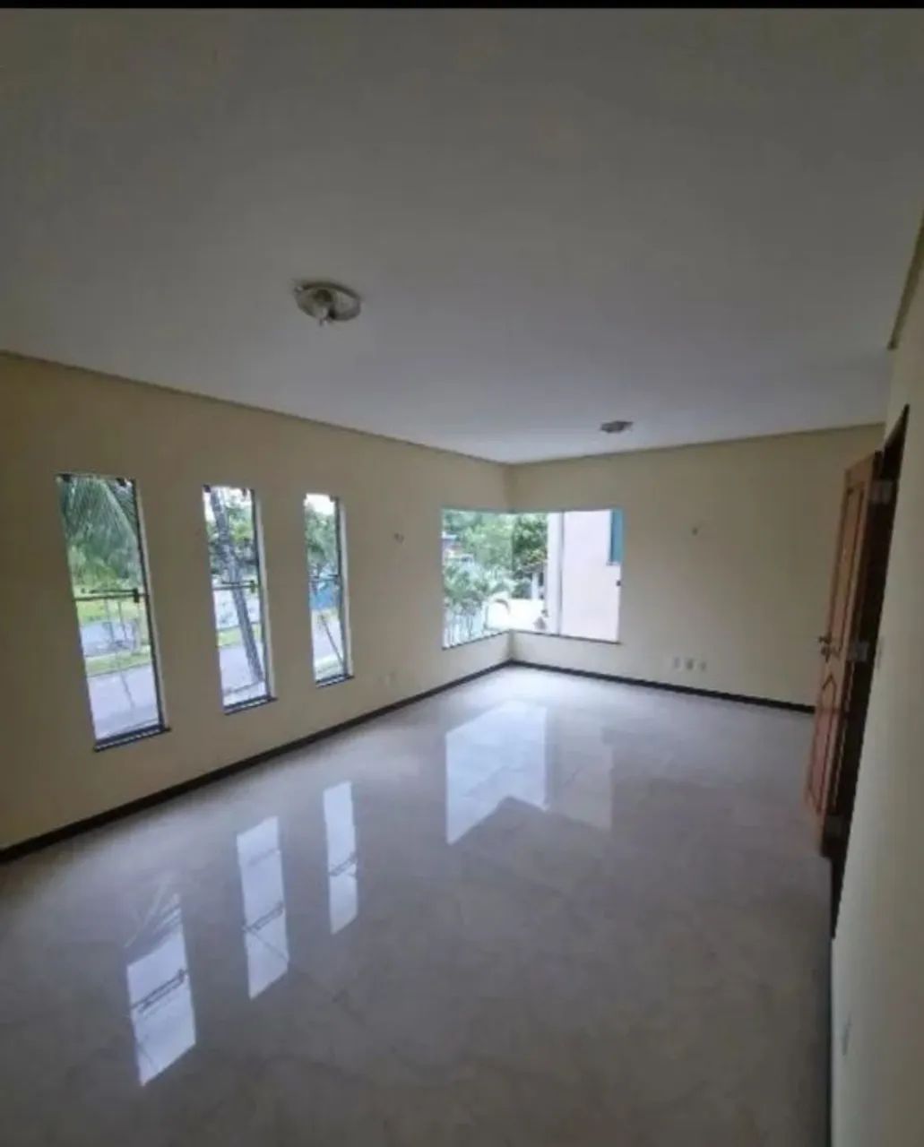 CASA DUPLEX COM 5 SUITES/03 VAGAS. - Foto 4