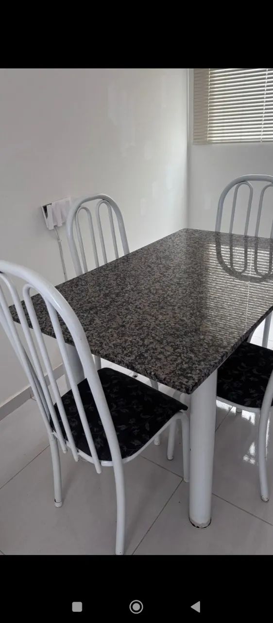 Mesa de mármore quatro cadeiras 65105017006083123