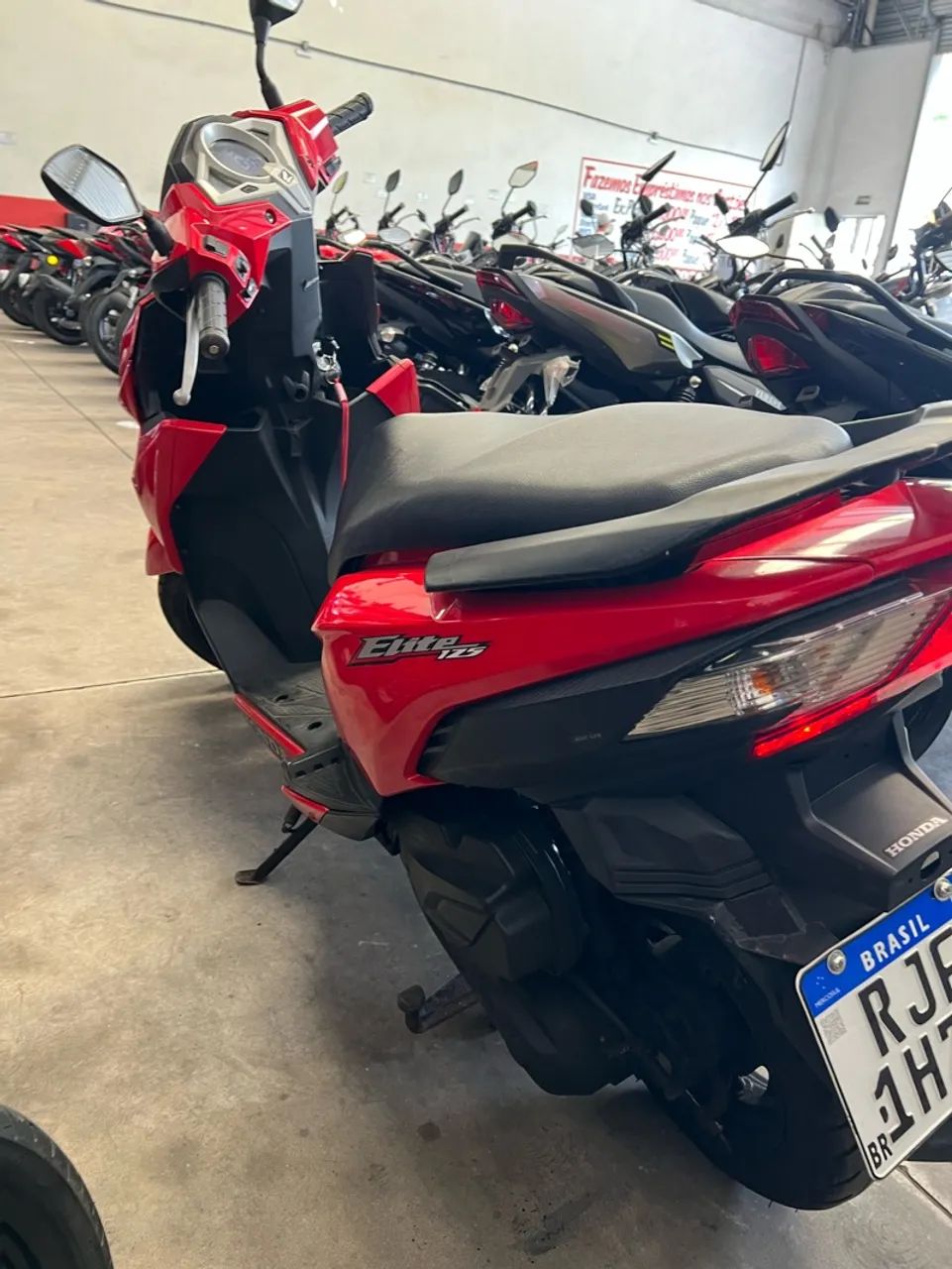 Honda Elite 125 125 cc  - Foto 3