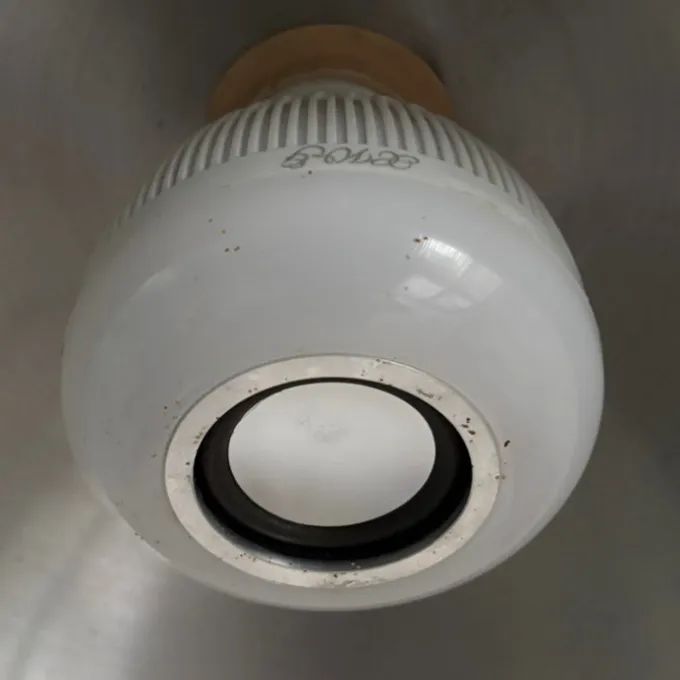 Lâmpada LED Caixinha De Som Bluetooth