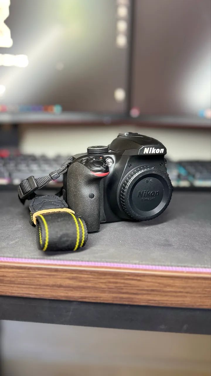 Câmera Nikon D3400 + Lente 18-55mm e 55-300mm - Câmeras e