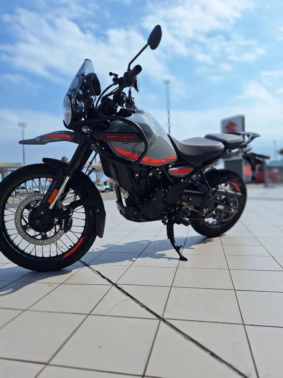 HIMALAYAN 450cc DAIANA 