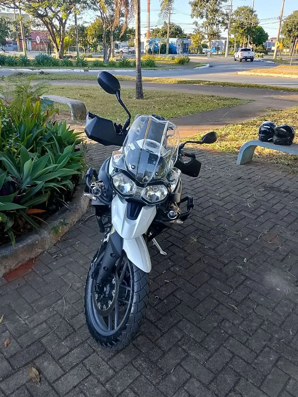 Tiger 800 triumph - Foto 2