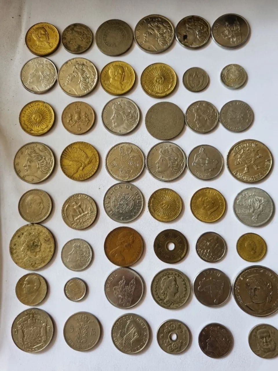 Lote 2 - 288 Moedas Antigas Brasileiras e Estrangeiras