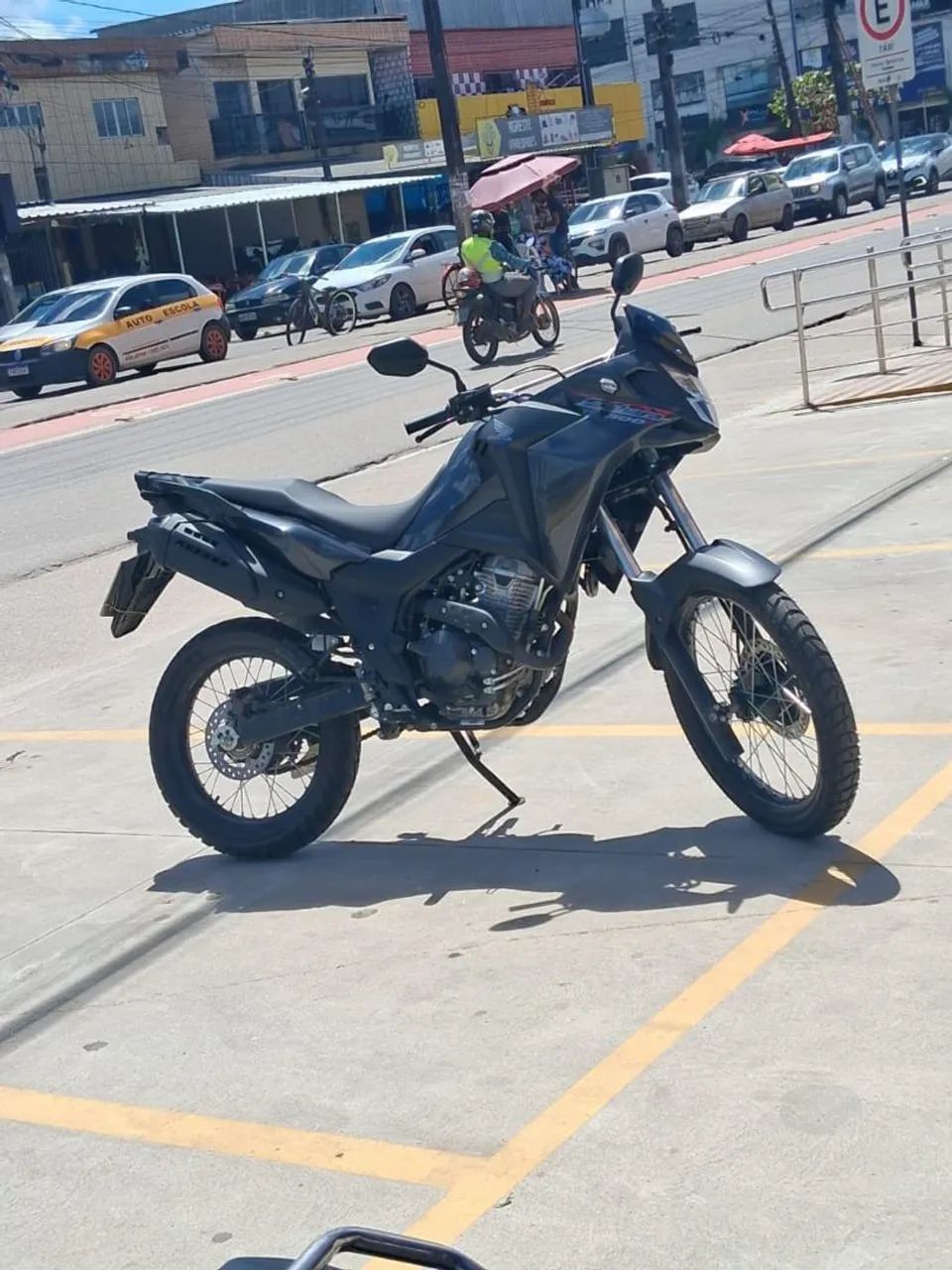 Sahara 300 modelo 2026 - Foto 4