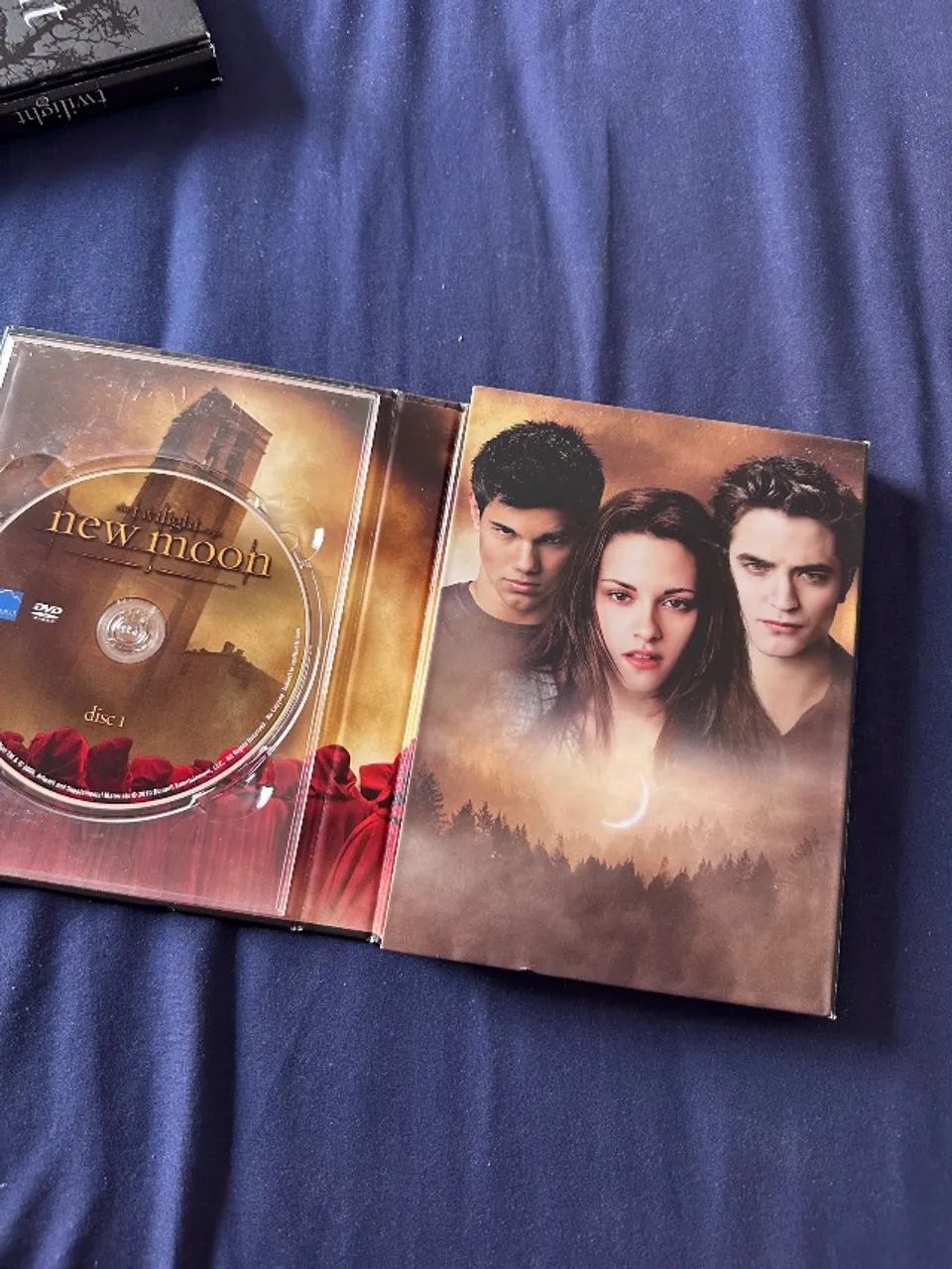 Digipack Lua Nova Borders - Importado com colar dos Cullen - Foto 3