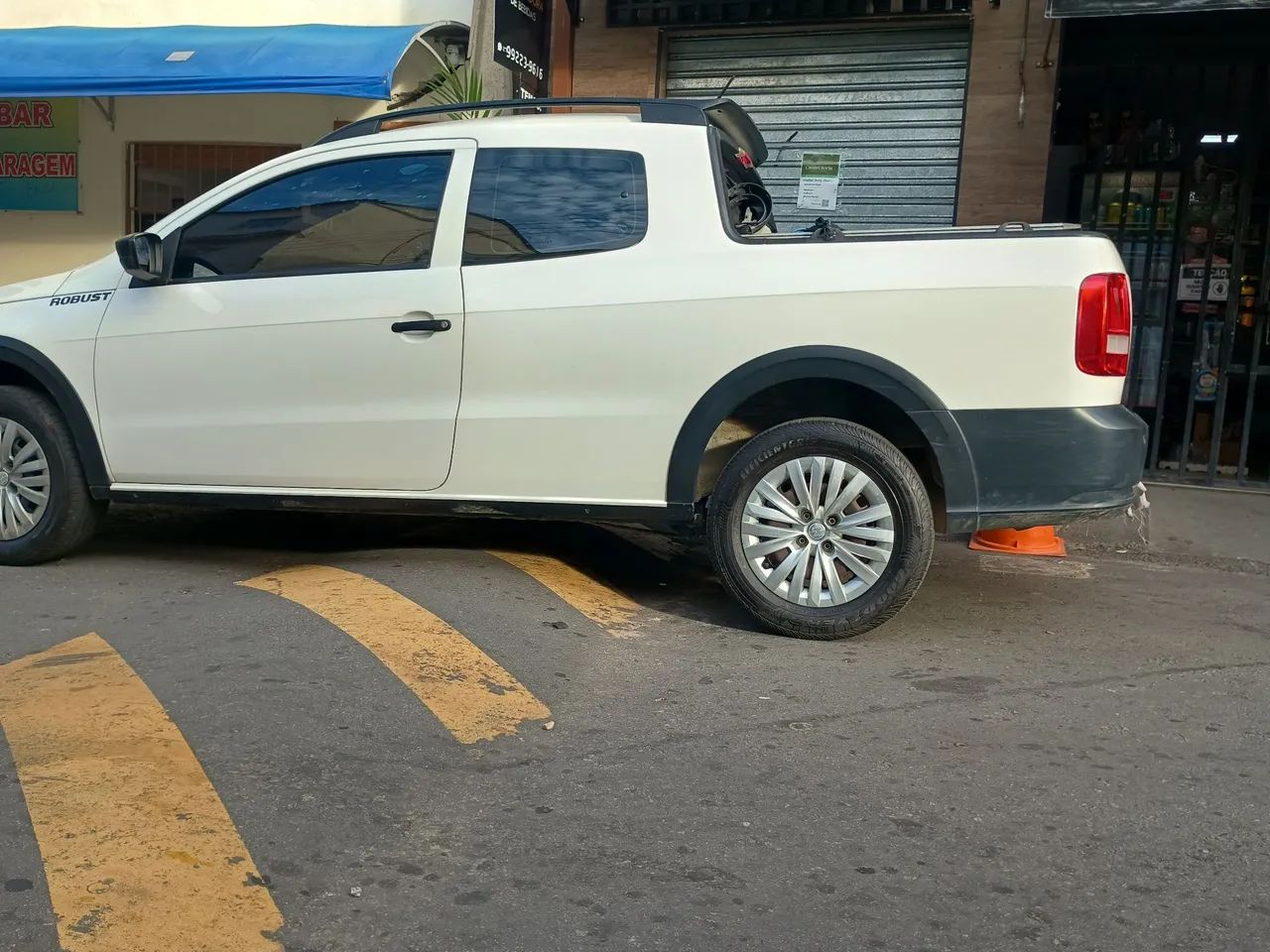 Volkswagen Saveiro Robust 1.6 Total Flex 8V CD 2019 - Foto 3