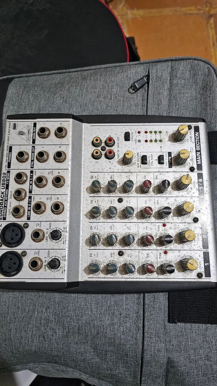 Behringer Eurorack UB802 - Foto 2