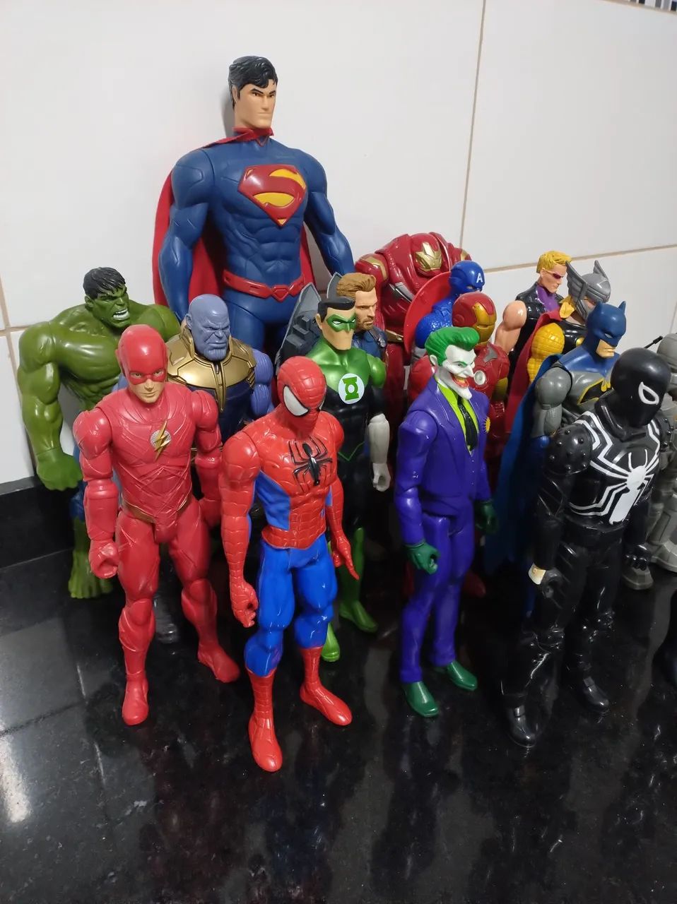 Bonecos Marvel e Liga da Justiça  - Foto 4