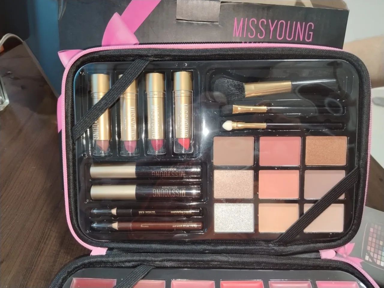 Maleta Maquiagem MissYoung 72 Itens - Foto 4
