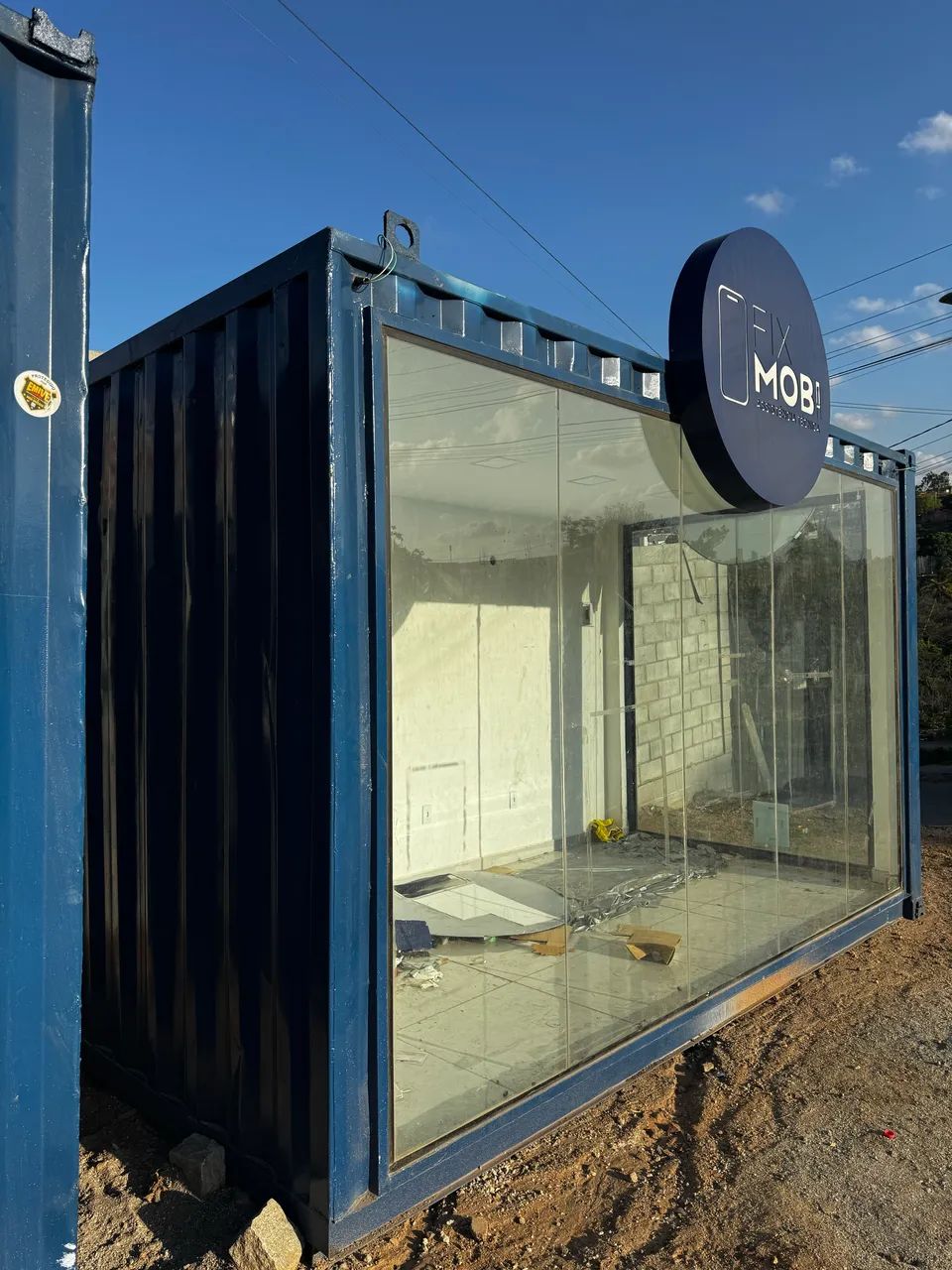 Conteiner loja reformado 