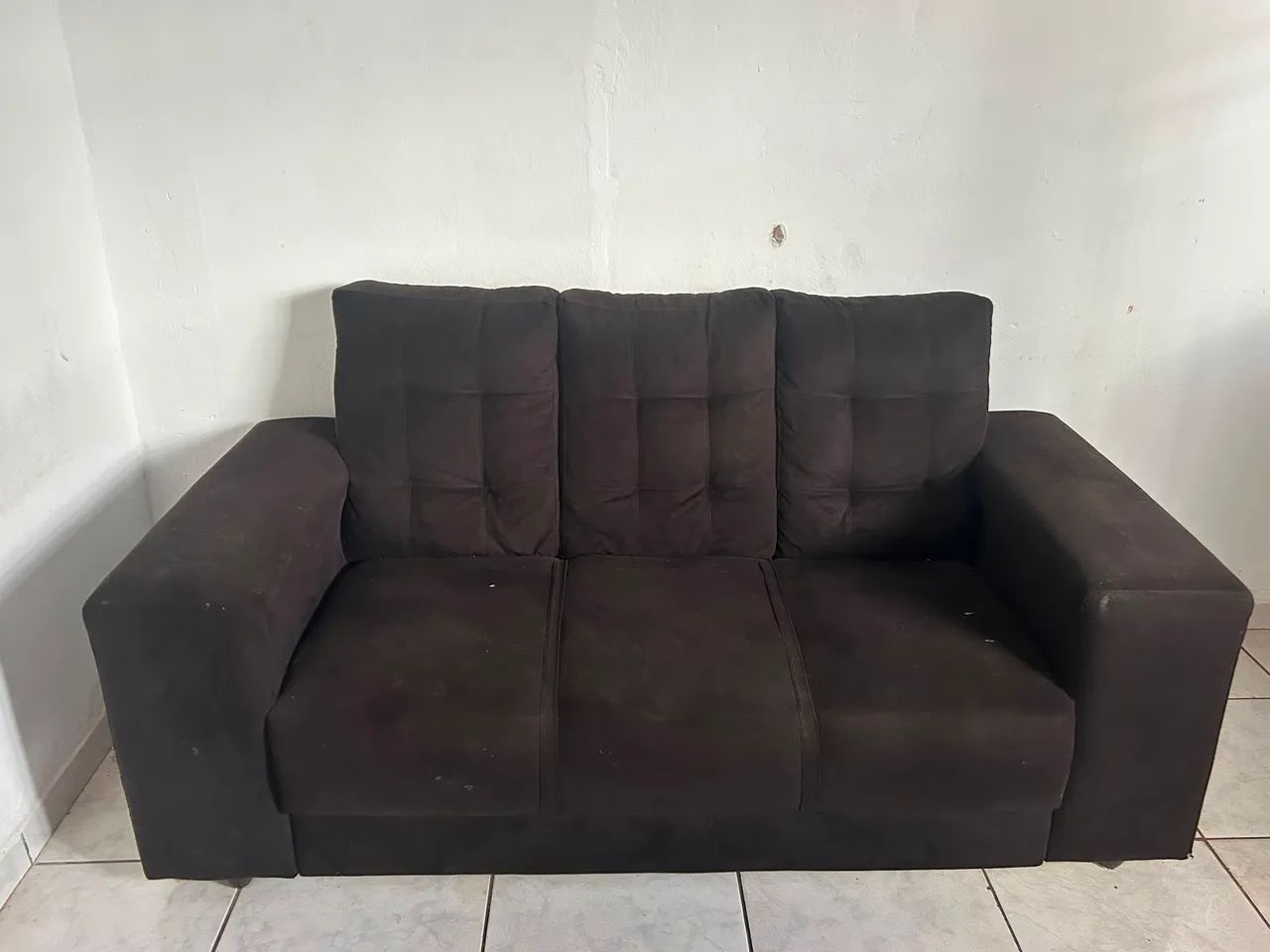 Sofá 3 lugares 