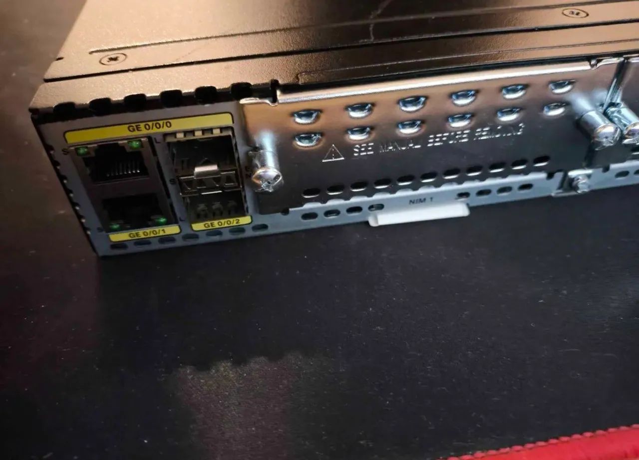 Roteador Cisco ISR 4331/K9 - Testado e Funcionando - Foto 2