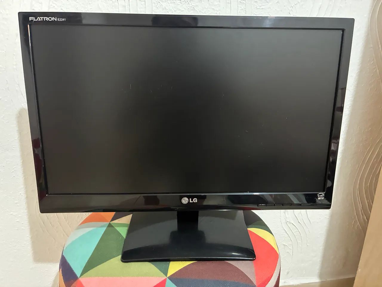 Monitor LG E2241  (Usado)