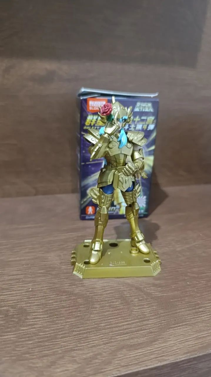 Blokees Saint Seiya - Afrodite de Peixe  - Foto 3