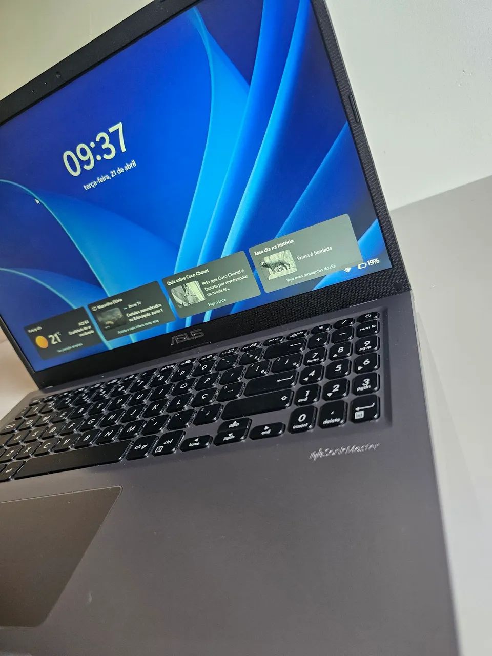 第10世代i3 バッテリ◎ 16GB フルHD 15 SSD512GB オフィス Notebook Asus VivoBook i3 10ª Geração SSD NVMe 256GB 8GB RAM Tela