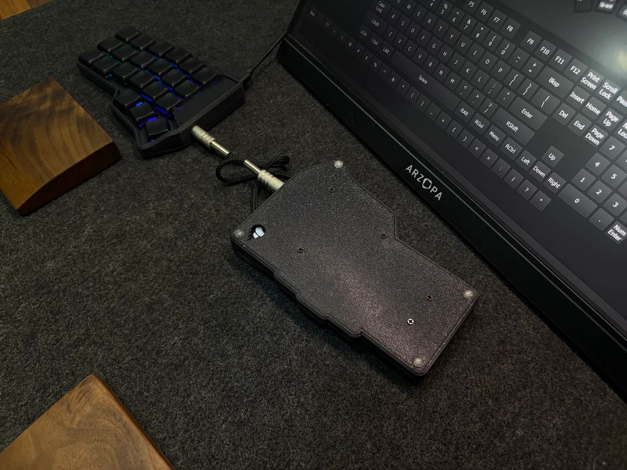 Corne Blackout - Teclado Split - Foto 3