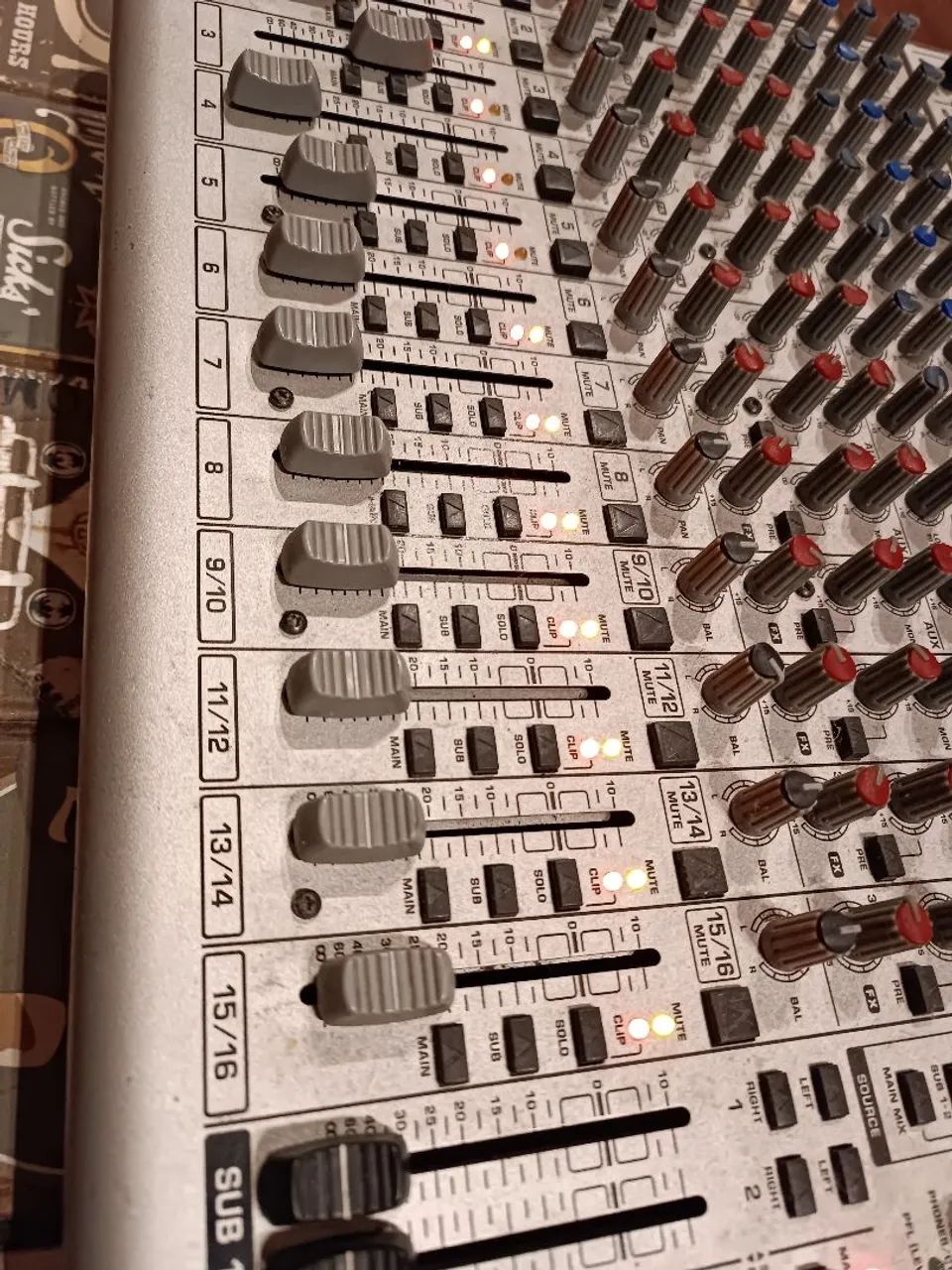 Mesa Behringer 16 canais( parcelo)  - Foto 5