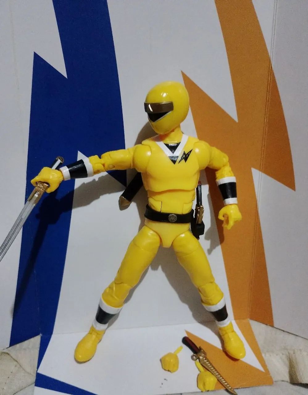 Power Ranger Lighting Collection Alien Ranger Amarelo - Foto 4