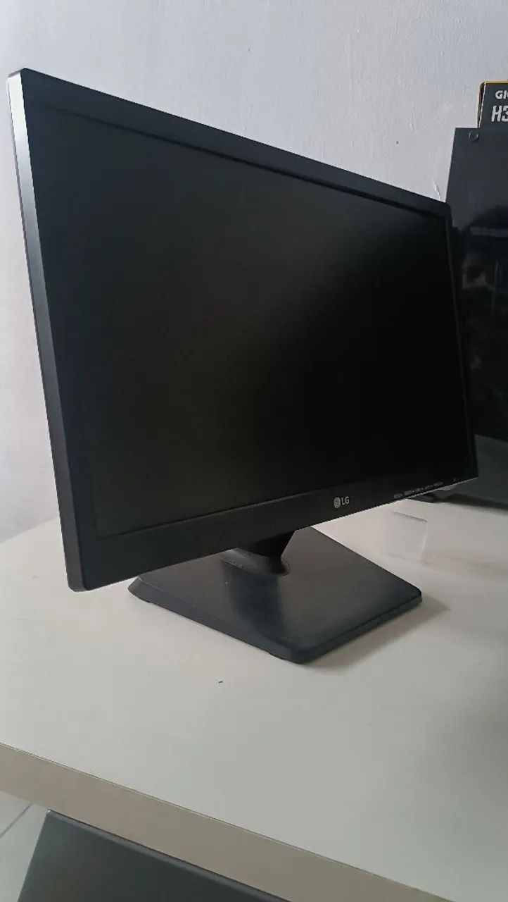 Monitor LG Flatron 19M37A-B 18,5" LED - 75Hz - VGA - Foto 4