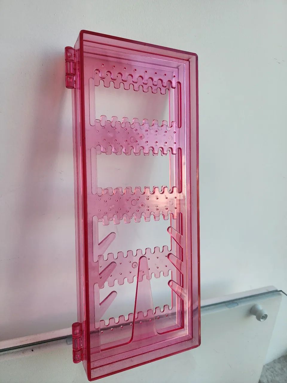 Porta brincos e anéis de acrílico pink - Foto 2