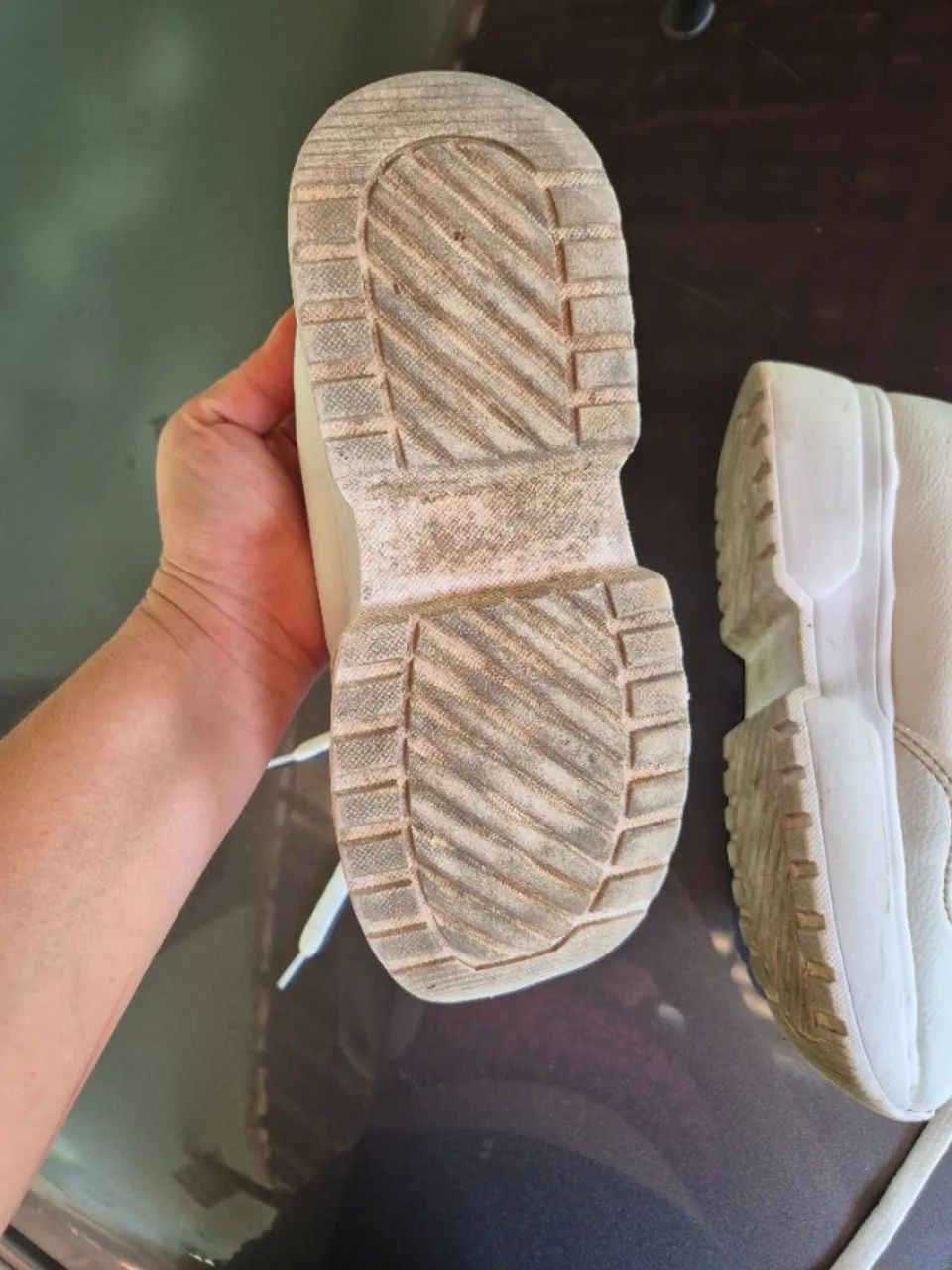 Tenis branco 36 - Foto 4