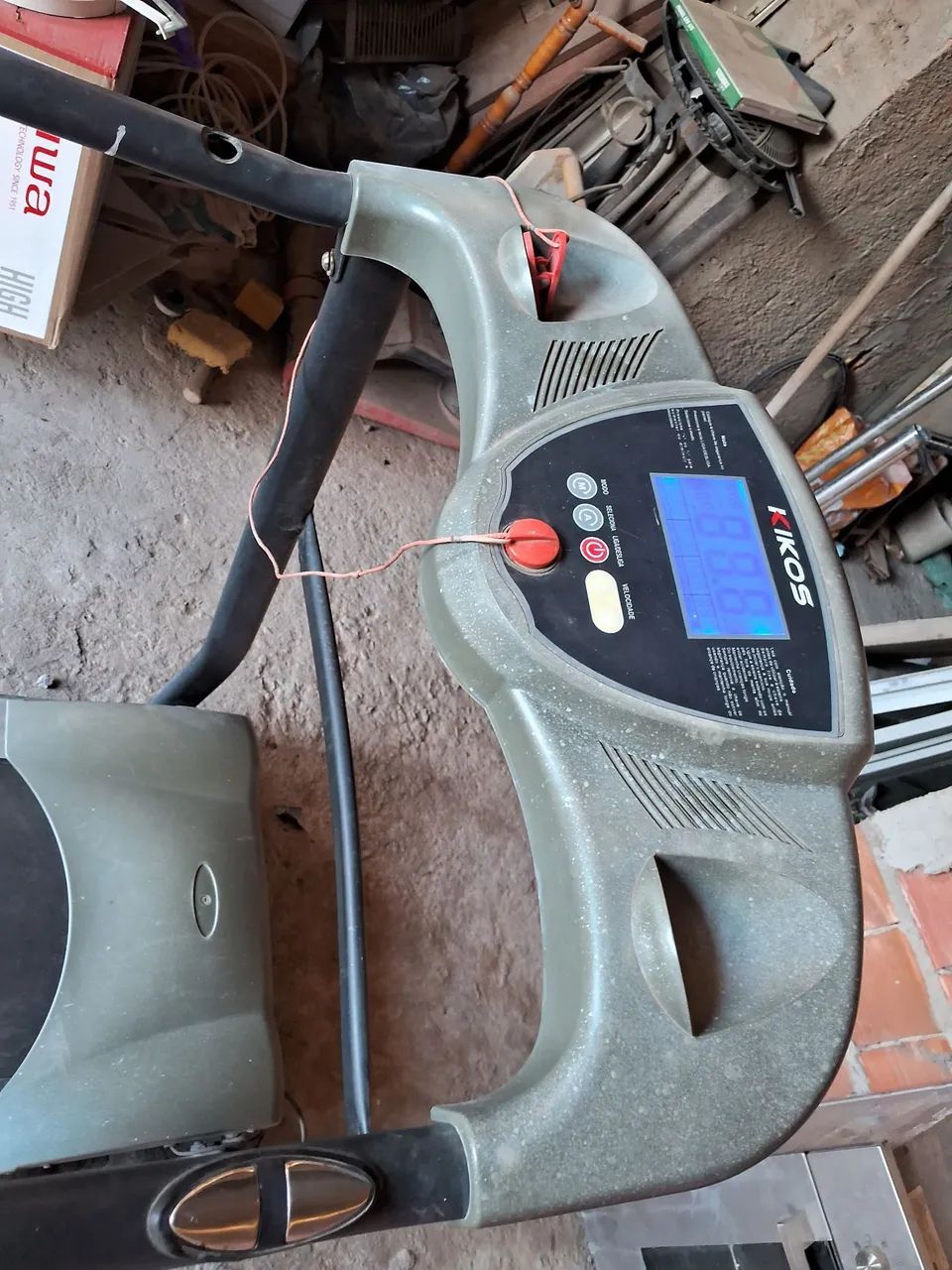 Treadmill449242287268188160