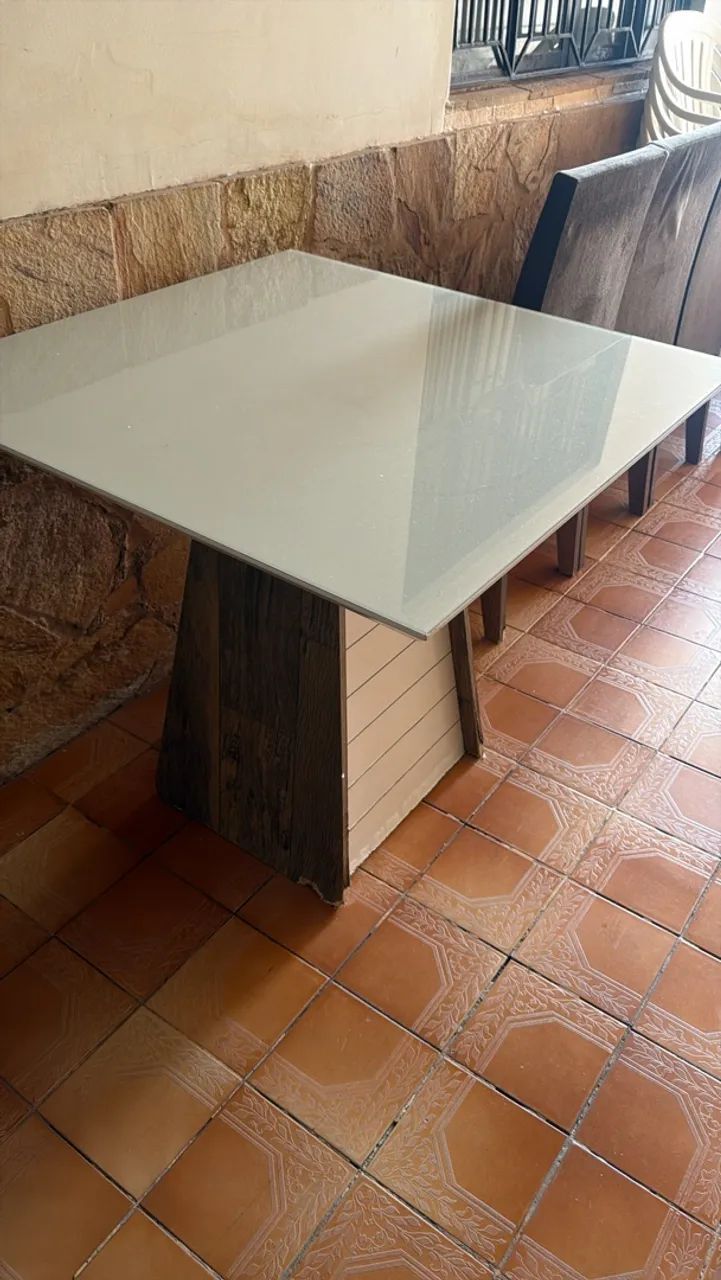Vendo mesa de cozinha com 3 cadeiras  - Foto 5