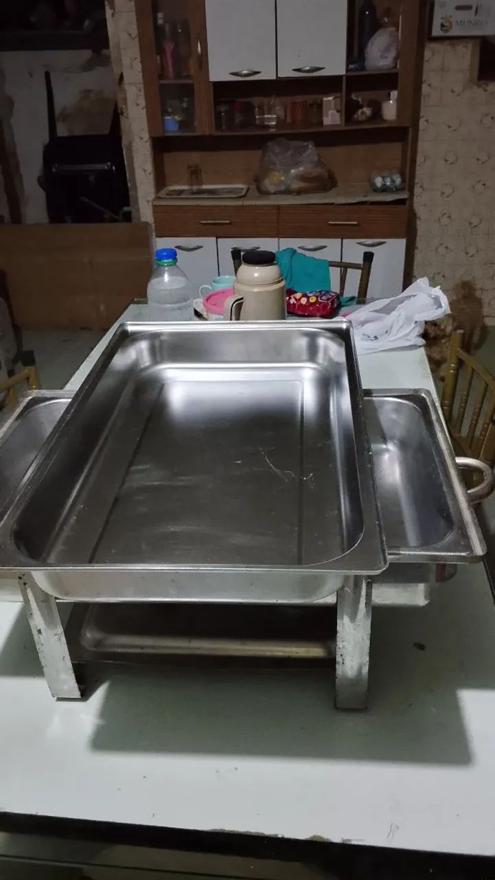 Estou vendendo  este fogão álcool  comida esquenta comida