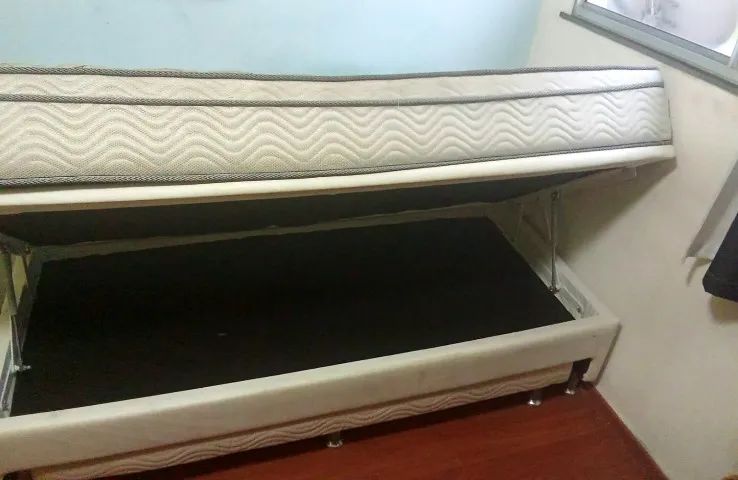 Cama solteiro bicama com bau e colchões - Foto 4