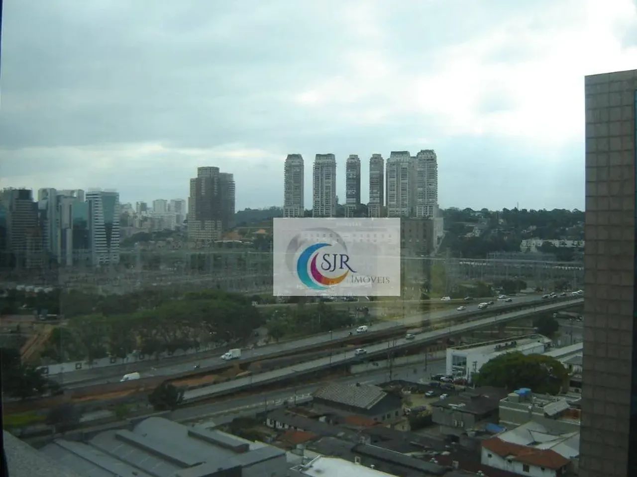 Conjunto comercial de 311 m² com 8 vagas - Foto 6
