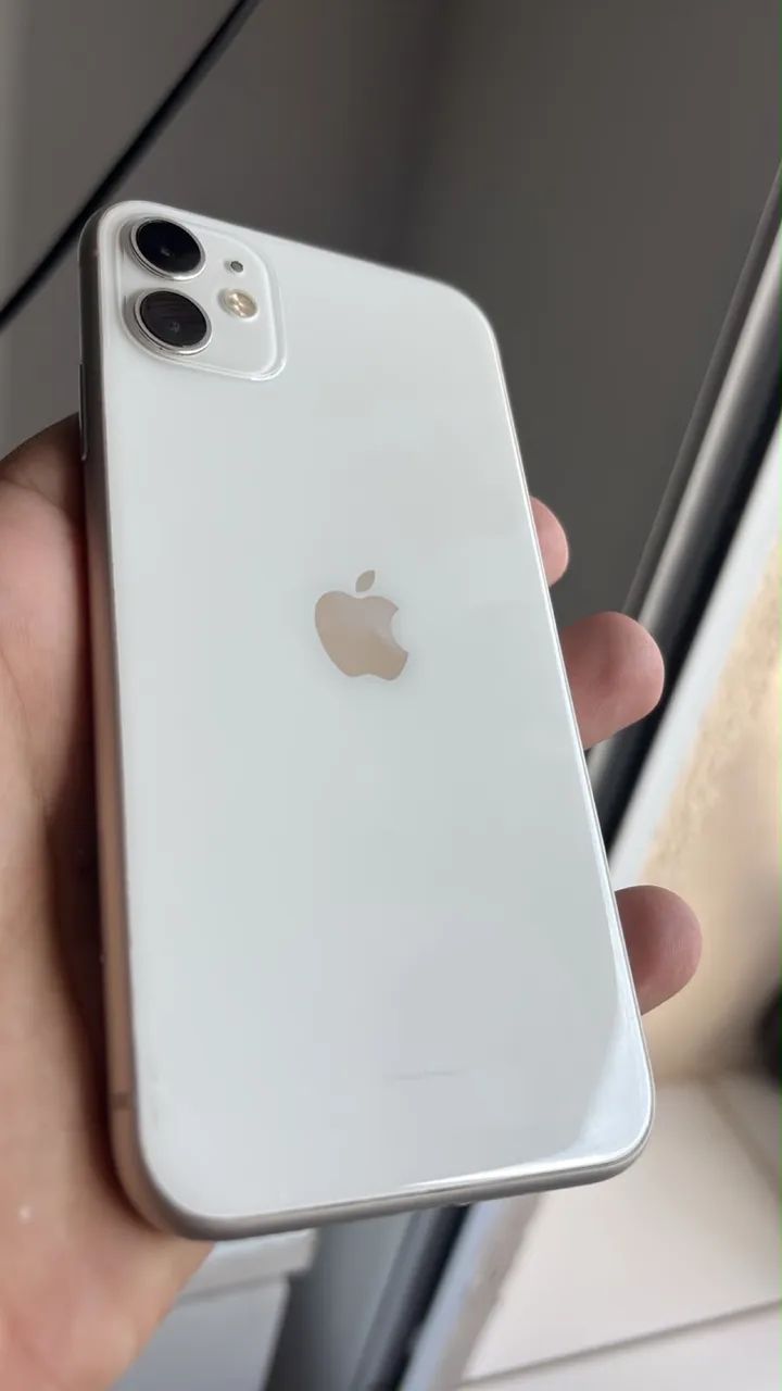 iPhone 11 bem conservado 64gb - Foto 3