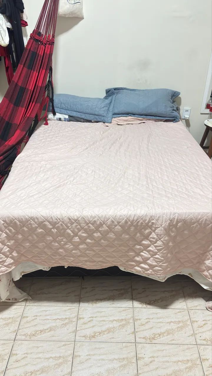 Vendo cama de casal